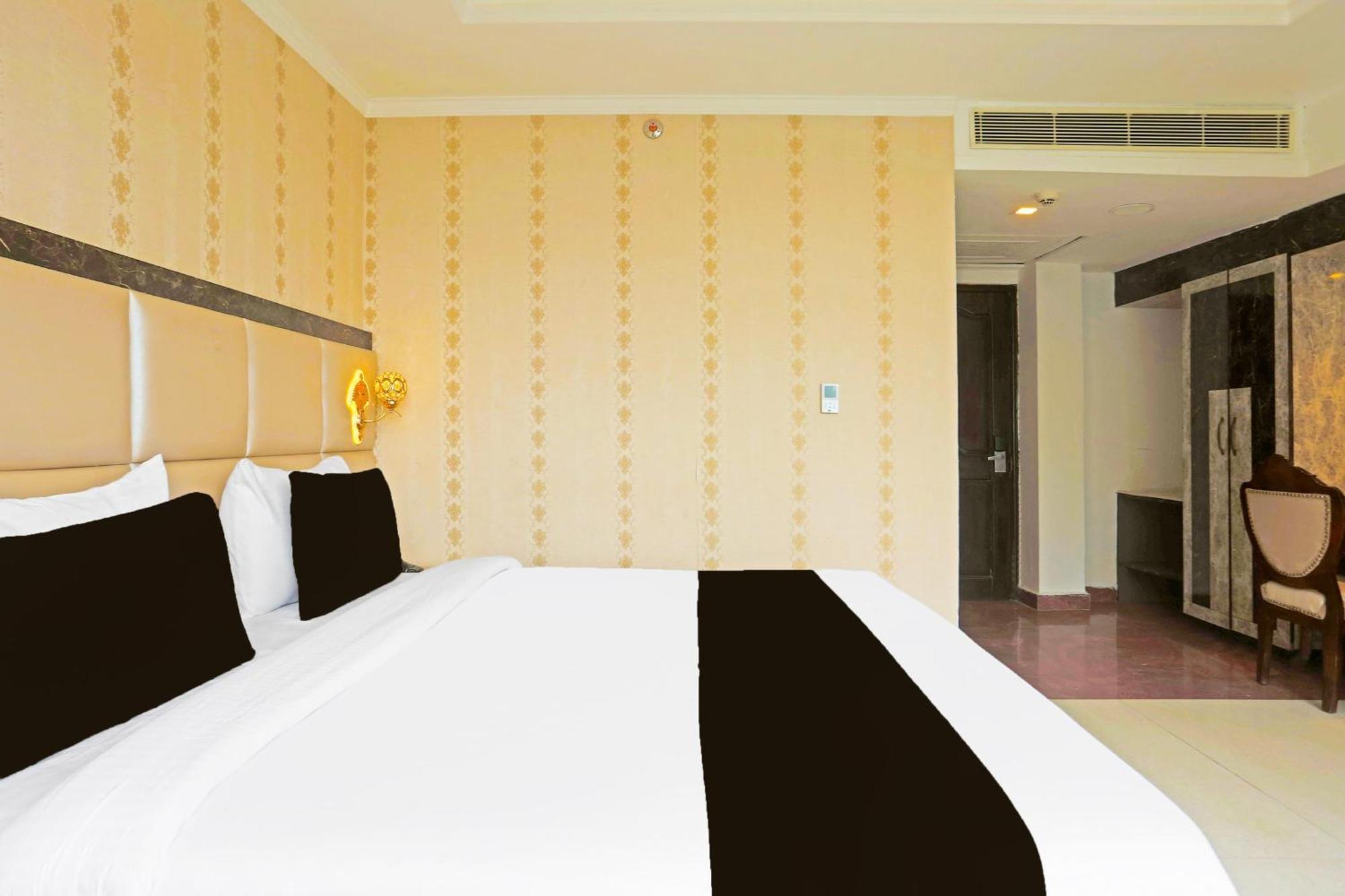 Super Townhouse Oak Dharamshala Near Maximus Mall 外观 照片